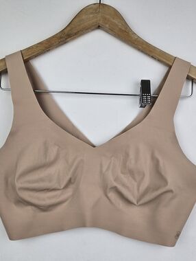 Honeylove Seamless SoftForm‎ Bra in Nude Large.  No Pads